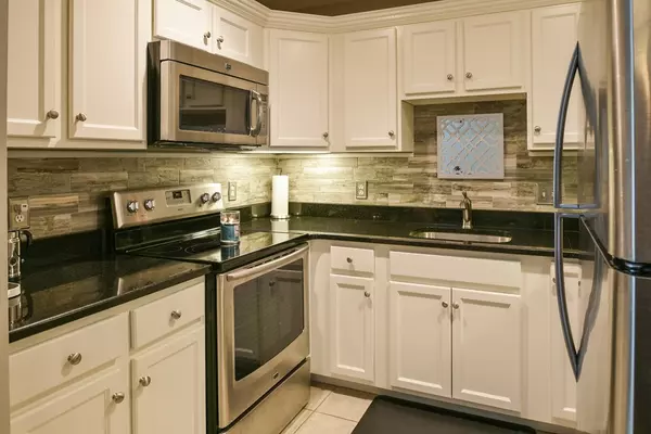 Wakefield, MA 01880,410 Salem St. #1107