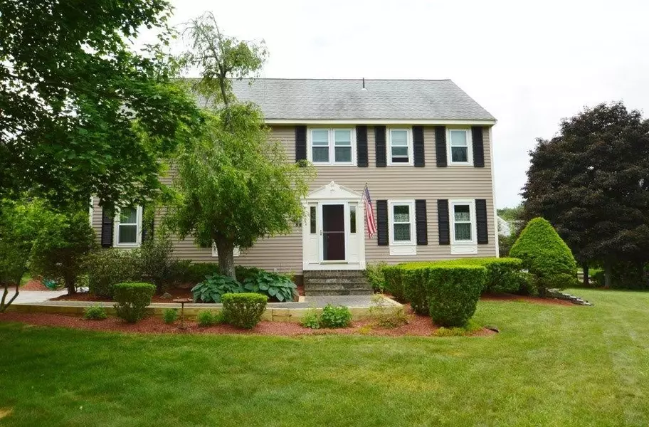 58 Collins Dr, Marlborough, MA 01752