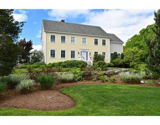 Dartmouth, MA 02748,682 Elm Street