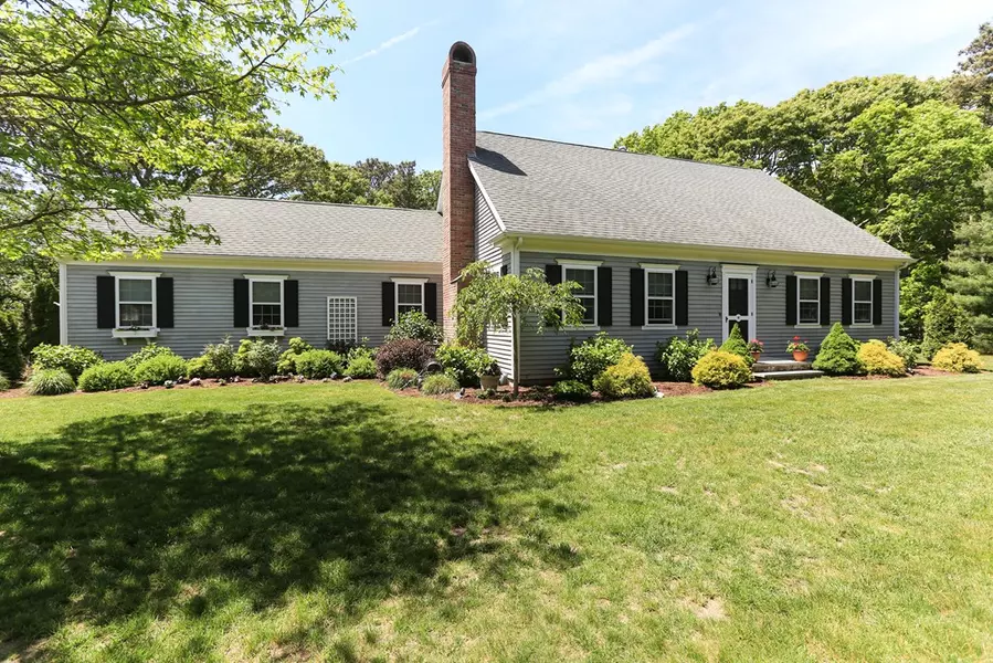 752 Route 6a, Yarmouth, MA 02675