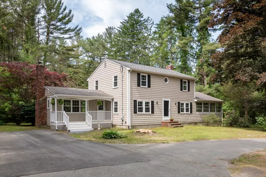 25 Hobomock St., Pembroke, MA 02359