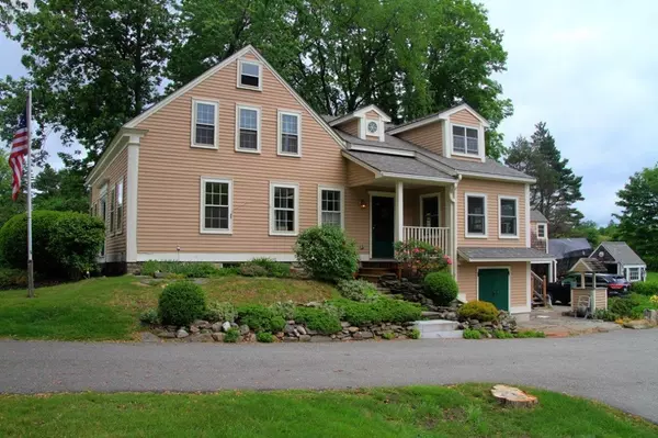 18 Stage Road, Hampstead, NH 03841