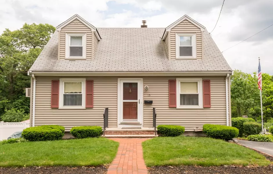 15 Richardson Road, Stoneham, MA 02180