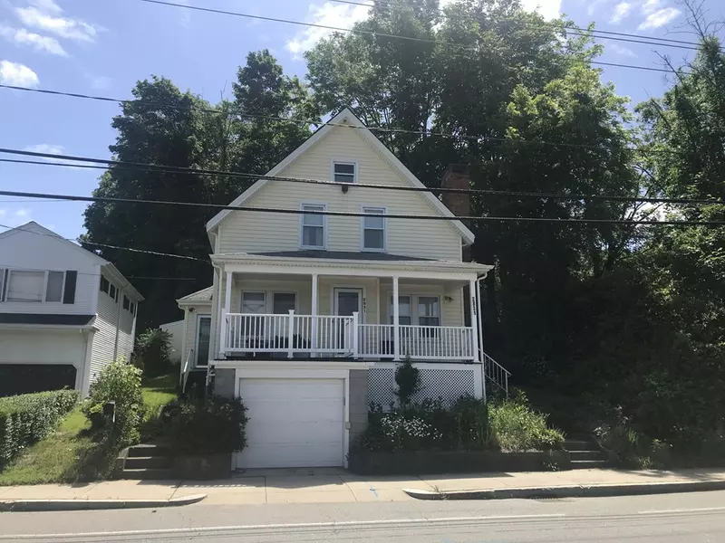 2831 N Main St, Fall River, MA 02720