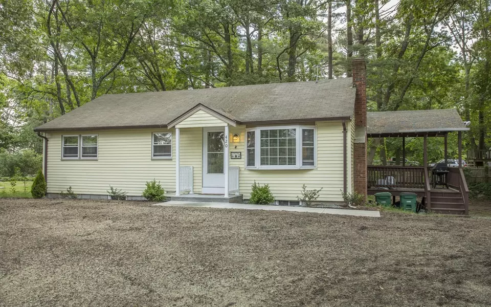 420 Mattakeesett St, Pembroke, MA 02359