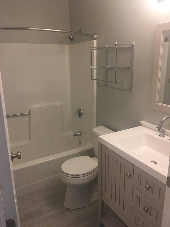 Haverhill, MA 01832,107 Hunters Run Pl #107