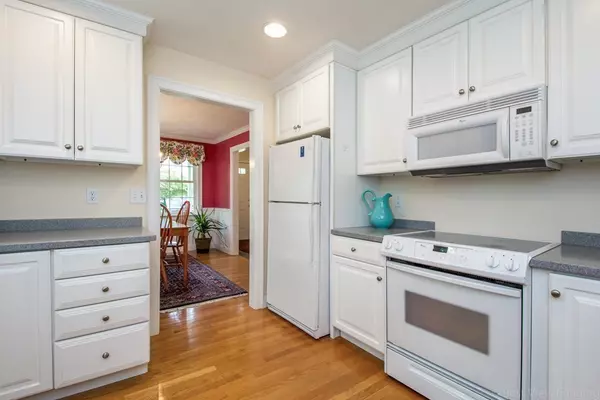 Boxborough, MA 01719,124 Summer Rd #124