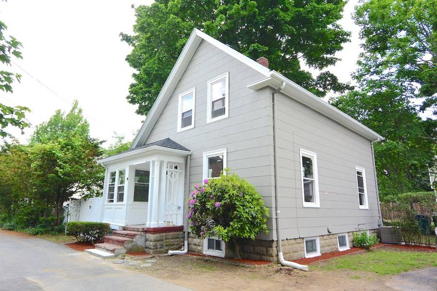 8 Rose Terrace, Lynn, MA 01902