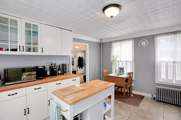 North Attleboro, MA 02760,441 Old Post Rd