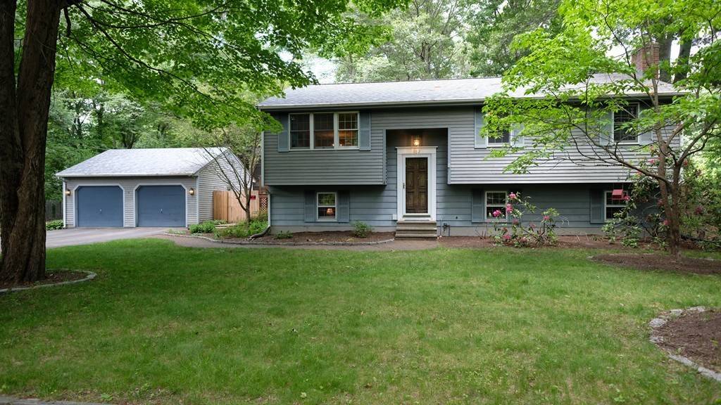 162 Ivy St, North Attleboro, MA 02763