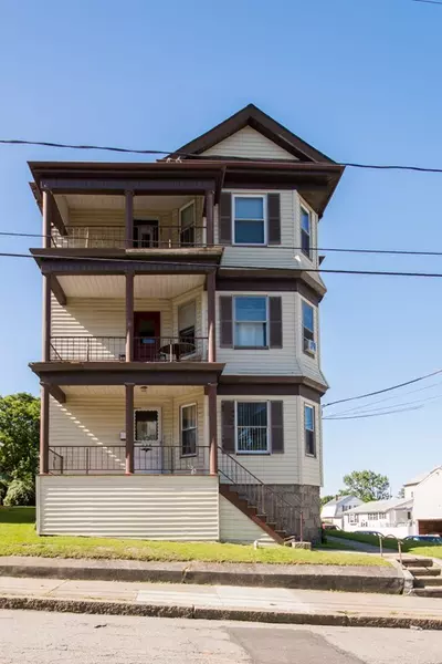 679 Charles St, Fall River, MA 02724