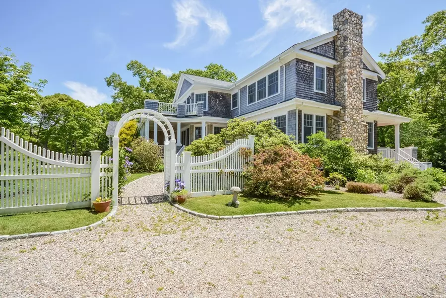 29 Eldredge Drive, Falmouth, MA 02556