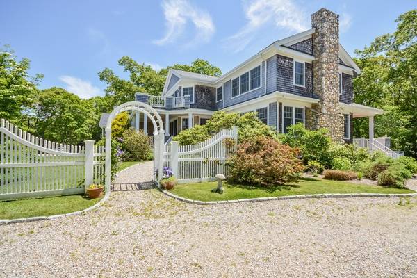 29 Eldredge Drive, Falmouth, MA 02556