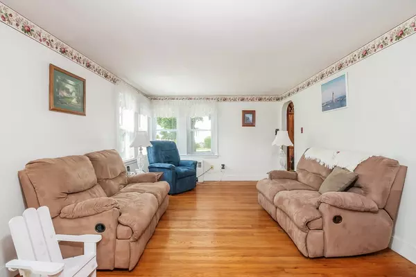 Abington, MA 02351,25 Shaw Ave