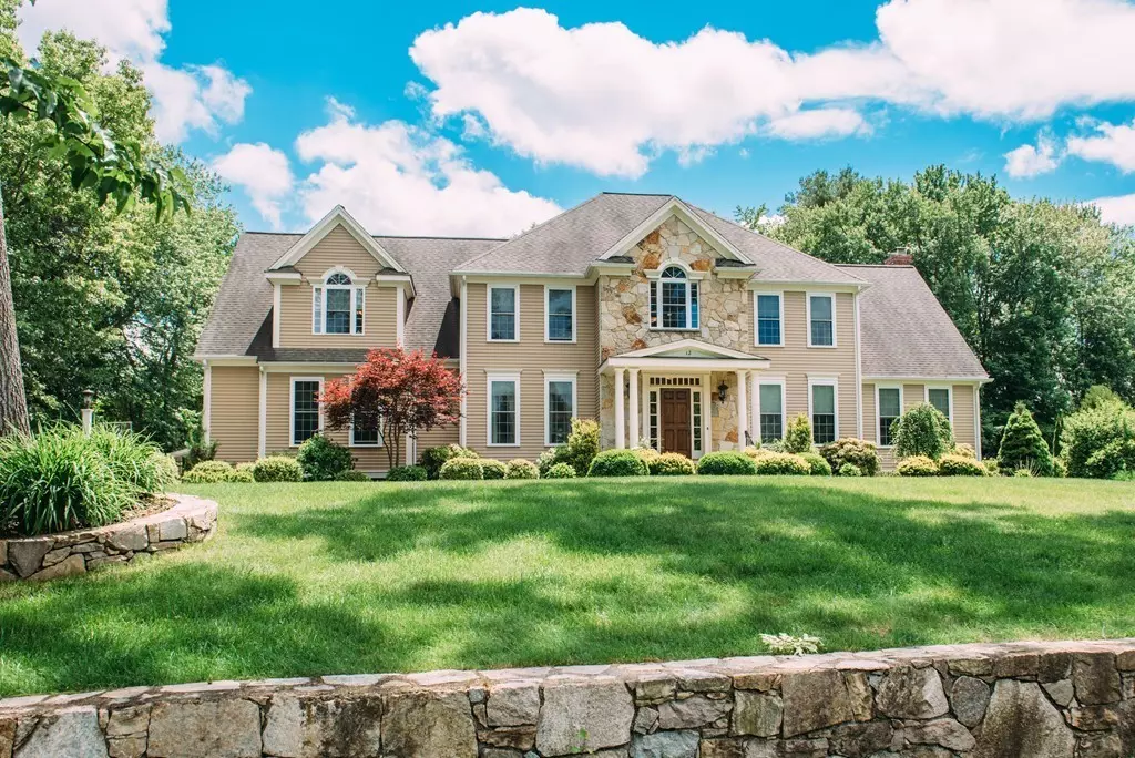 Southborough, MA 01772,12 Orchard Road