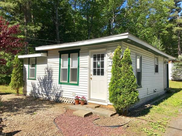 95 Lake Pleasant Rd, Montague, MA 01351