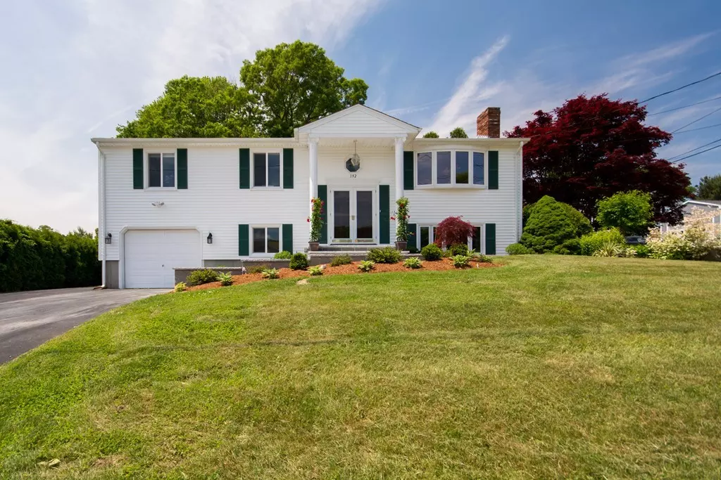Fall River, MA 02720,192 Hyacinth St