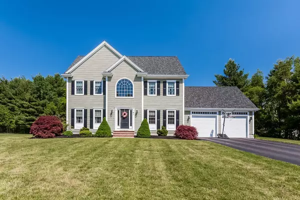 81 Craven Ct, Taunton, MA 02780