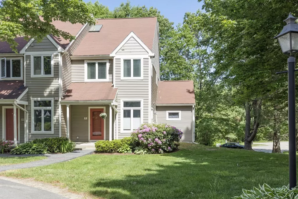 Woburn, MA 01801,9 Michael's Green #9