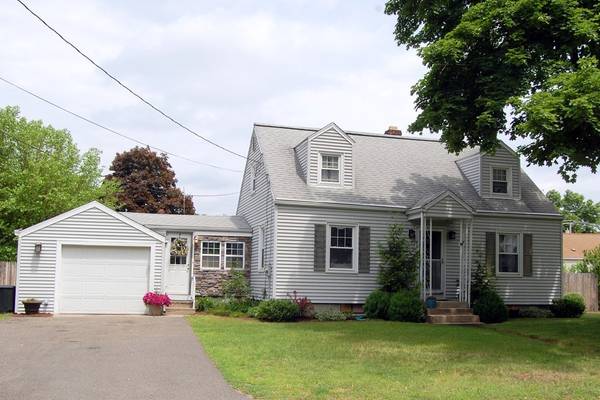 17 Susan Ave, South Hadley, MA 01075