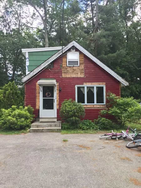 20 Grove St, Westford, MA 01886