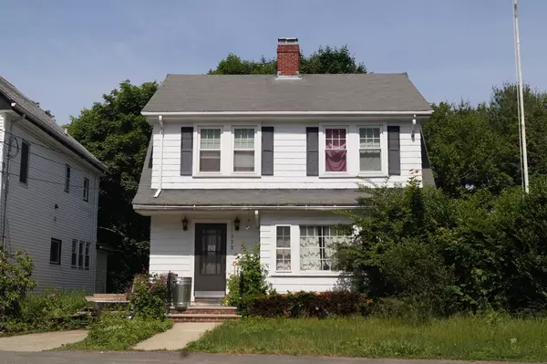 138 Summer St, Stoneham, MA 02180