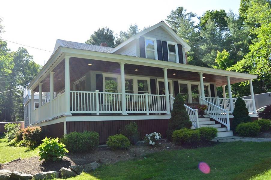 35 Barton Hill Rd, Chelmsford, MA 01824