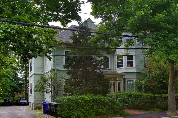 Brookline, MA 02446,147 Kent Street