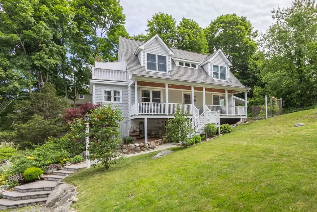 Gloucester, MA 01930,4 Echo Ave