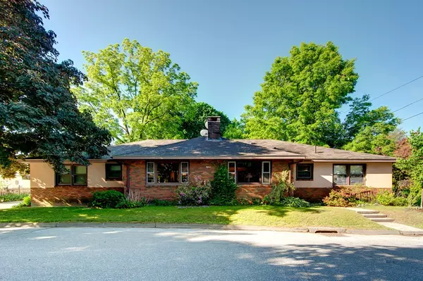 15 Kennebec Street, Worcester, MA 01606
