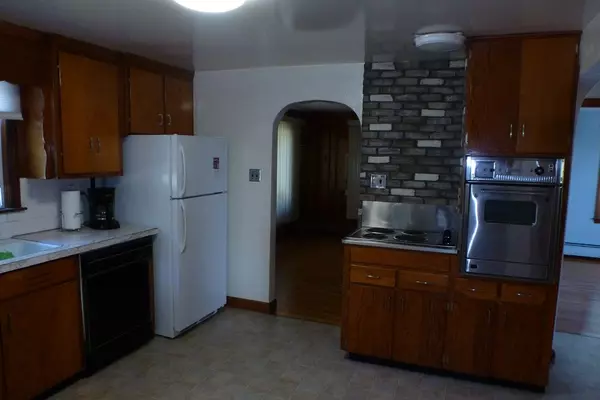 Fitchburg, MA 01420,88 Everett St