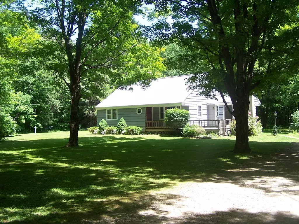 Petersham, MA 01366,147 Hardwick Rd