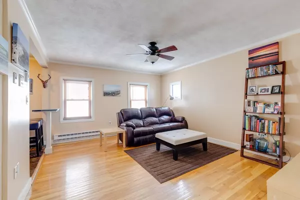 Boston, MA 02129,2 Seminary Street #3