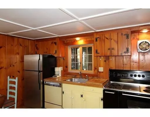 Provincetown, MA 02657,420 Commercial St