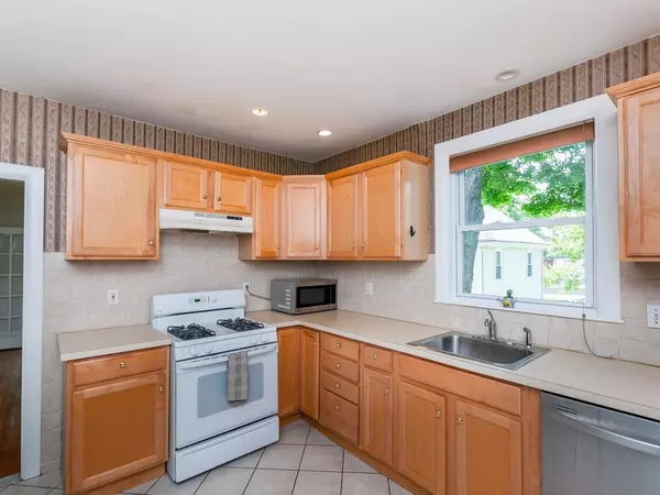 Newton, MA 02464,1198 Chestnut St #B