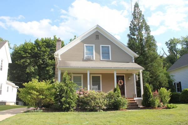 17 Hilltop Ave, Holden, MA 01522