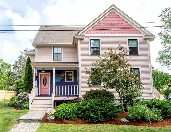 Wayland, MA 01778,18 Willard St