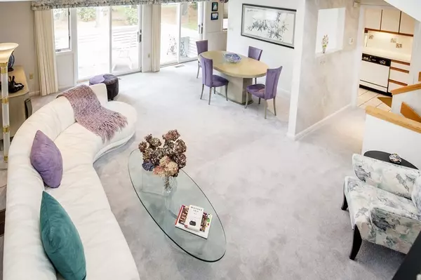 Peabody, MA 01960,402 Pine Brook Dr. #402