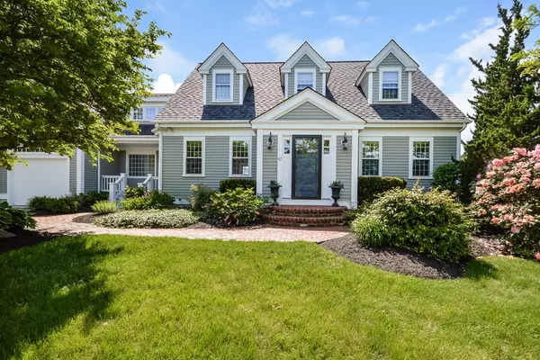 42 Downer Road, Falmouth, MA 02556