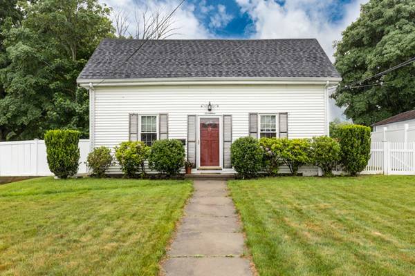 17 John St, Waltham, MA 02453