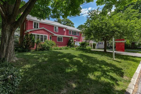 54 Ledgelawn Ave, Lexington, MA 02420