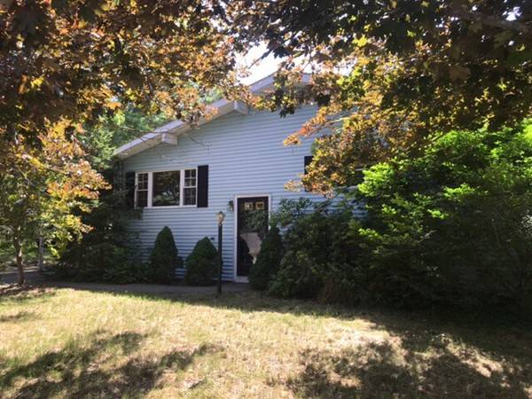 1 Carol Lane, Medway, MA 02053