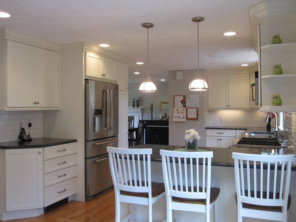 Grafton, MA 01519,13 Powerline Dr