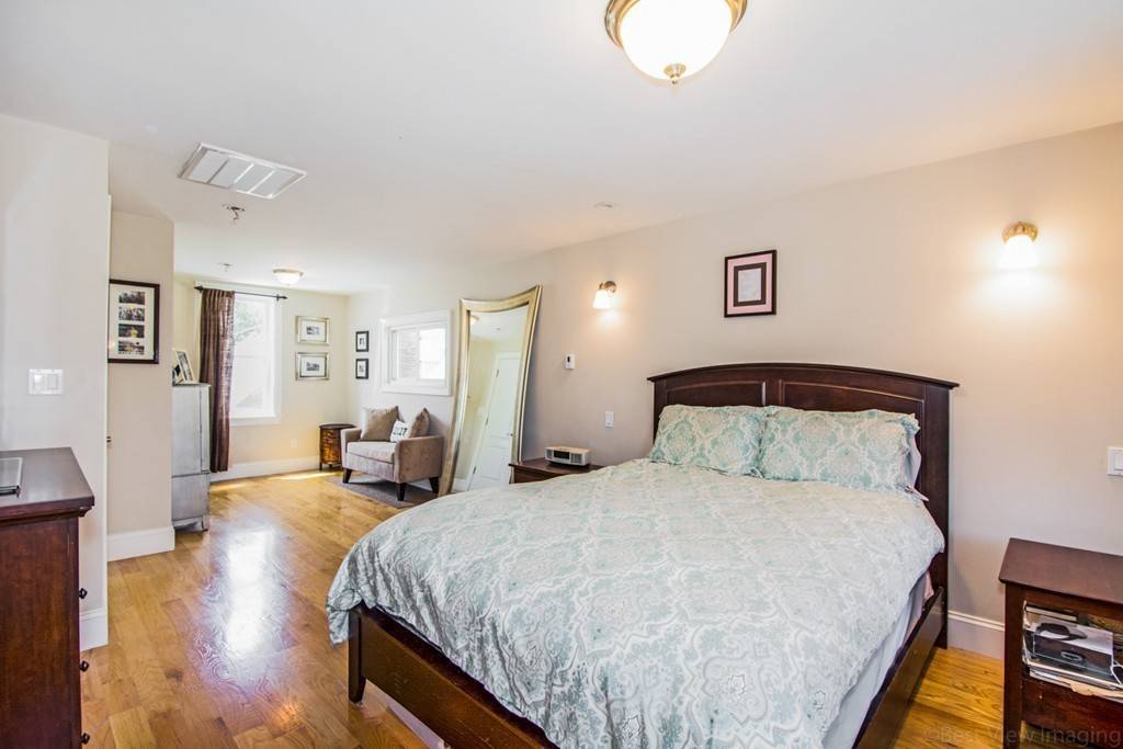Boston, MA 02127,19 Colebrook Street