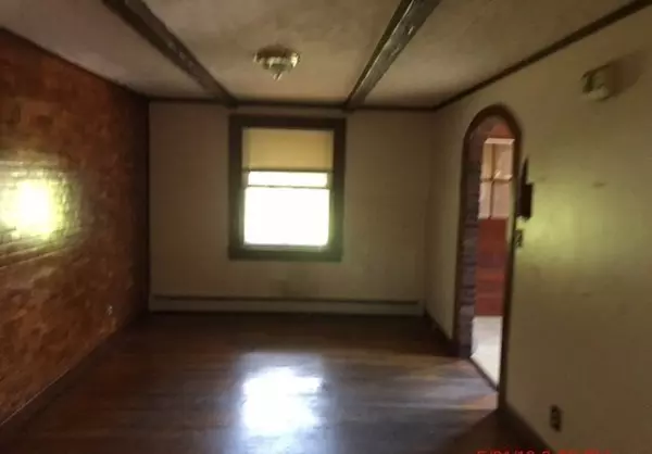 Millbury, MA 01527,46 Oak Pond Ave