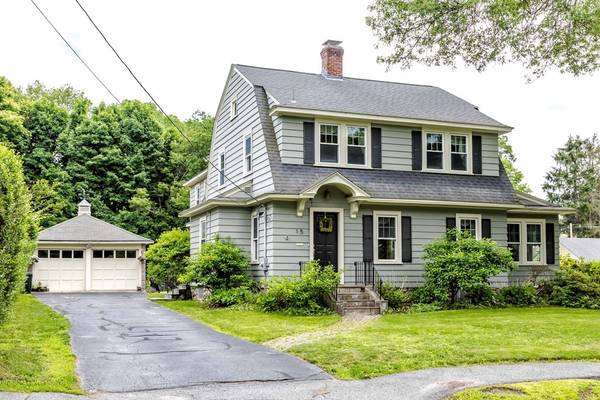 15 Oak St, Shrewsbury, MA 01545