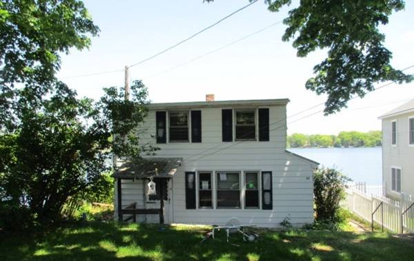 30 Shore Ter, Millbury, MA 01527