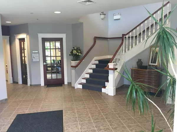 Norwell, MA 02061,99 Longwater Circle #101