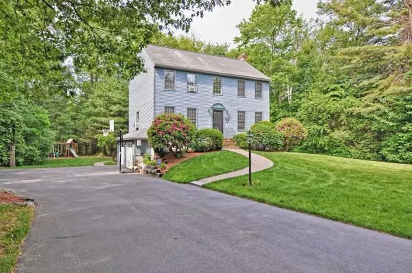 338 Maple St, Franklin, MA 02038