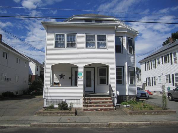 31 Mount Washington St, Lowell, MA 01854